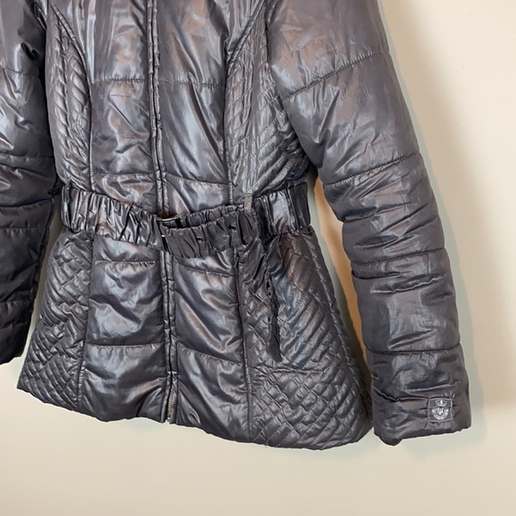 Tommy Hilfiger Gray Puffer Coat Size Medium - Picture 4 of 16